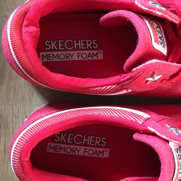 Sketchers Sneakers Red Stars and Stripes 8.5 - Picture 6 of 10